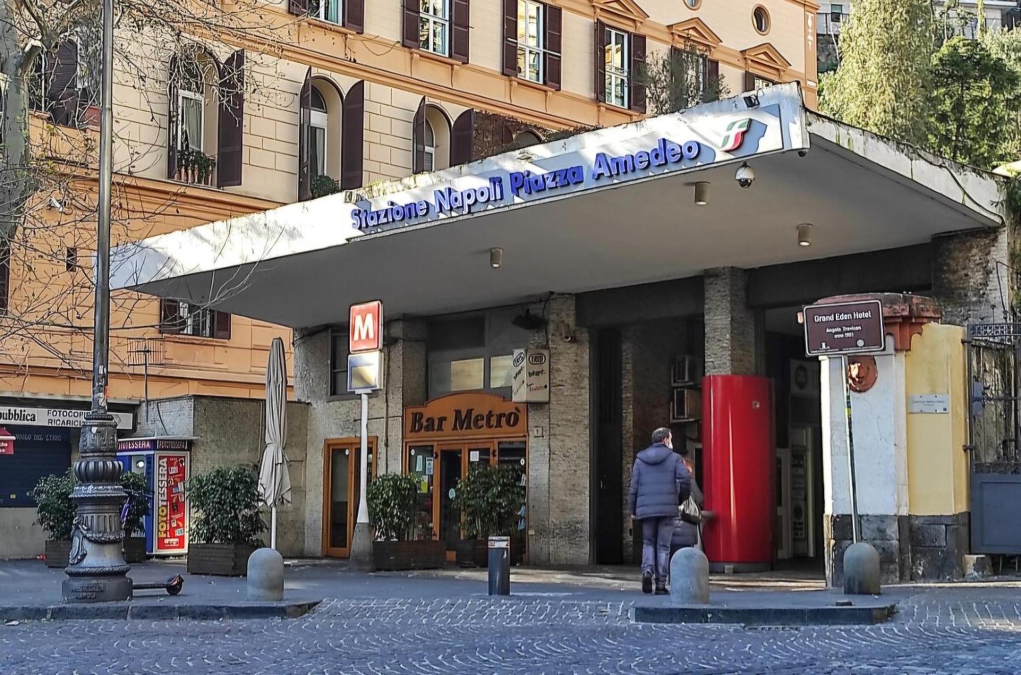 Napoli Sottosopra Chiaia Apartamento Exterior foto